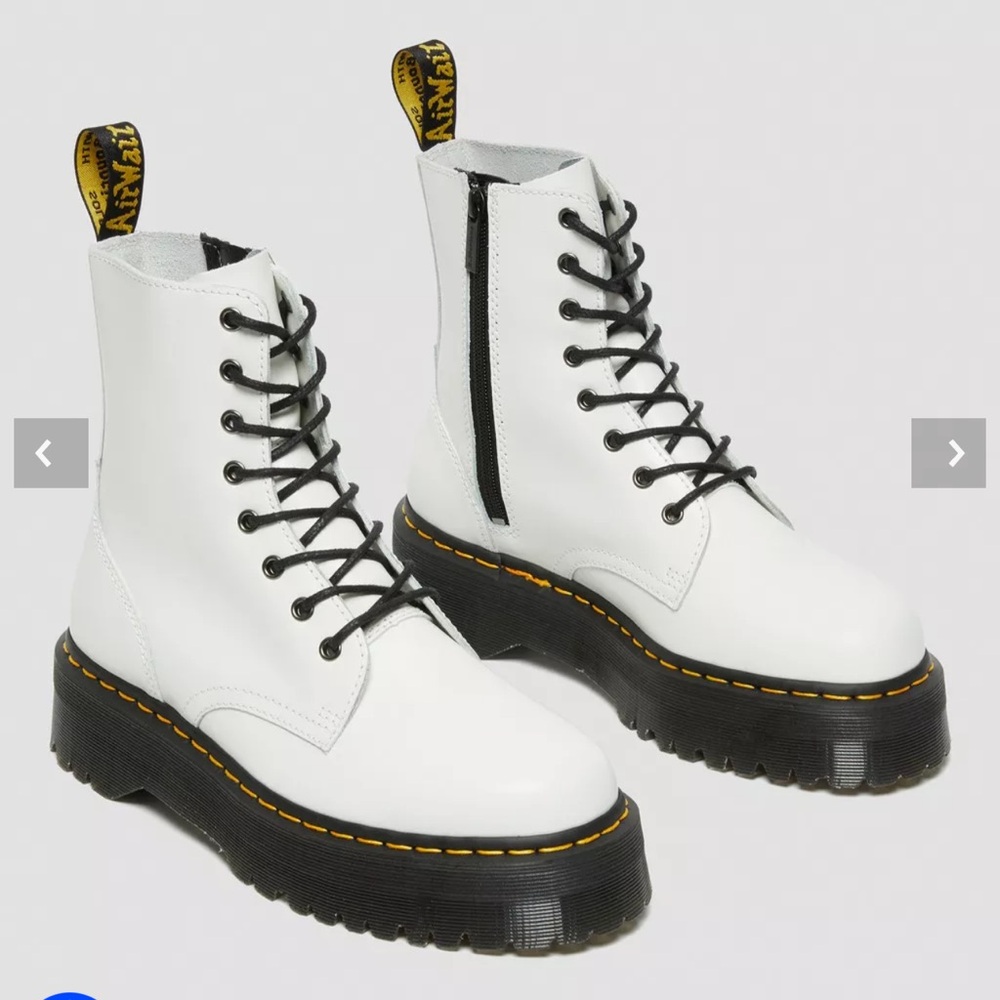 Dr.Martens Jadon boot smooth leather platforms boots
